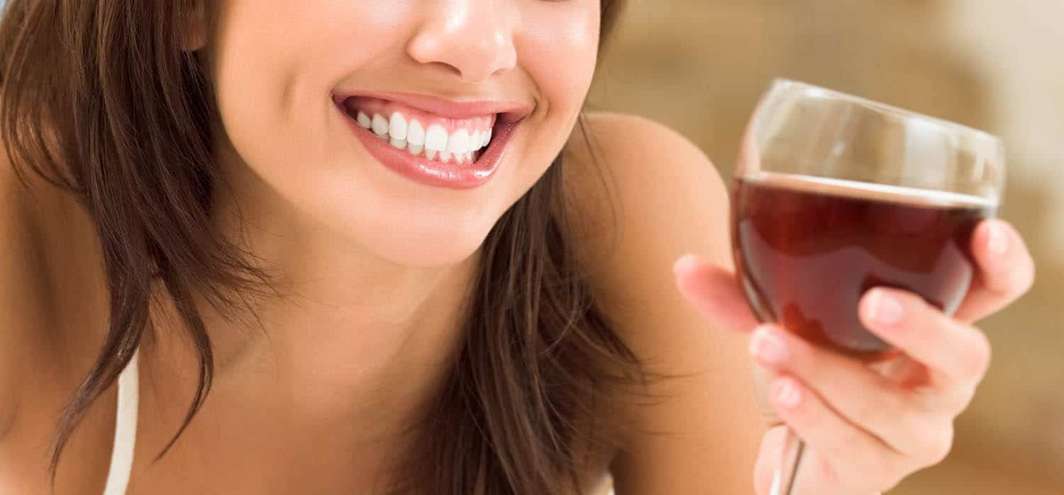 How to Keep Red Wine from Staining your Teeth