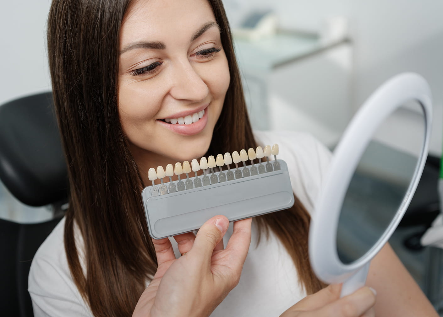 Veneers for a polished, symmetrical smile makeover